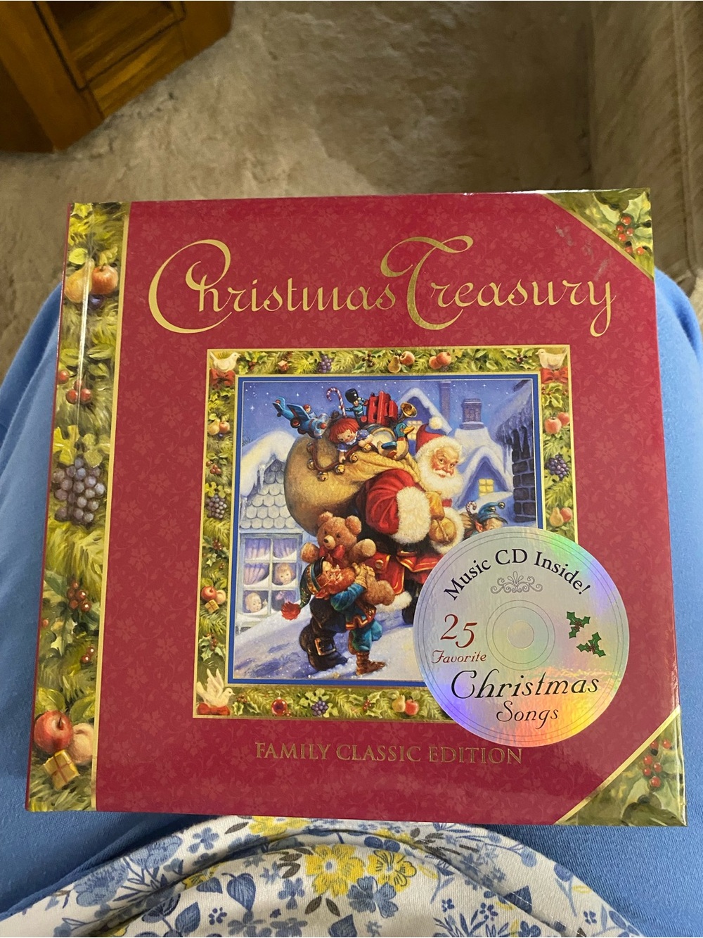 Christmas Treasury Family Classic Edition Holiday Story & CD Music Book